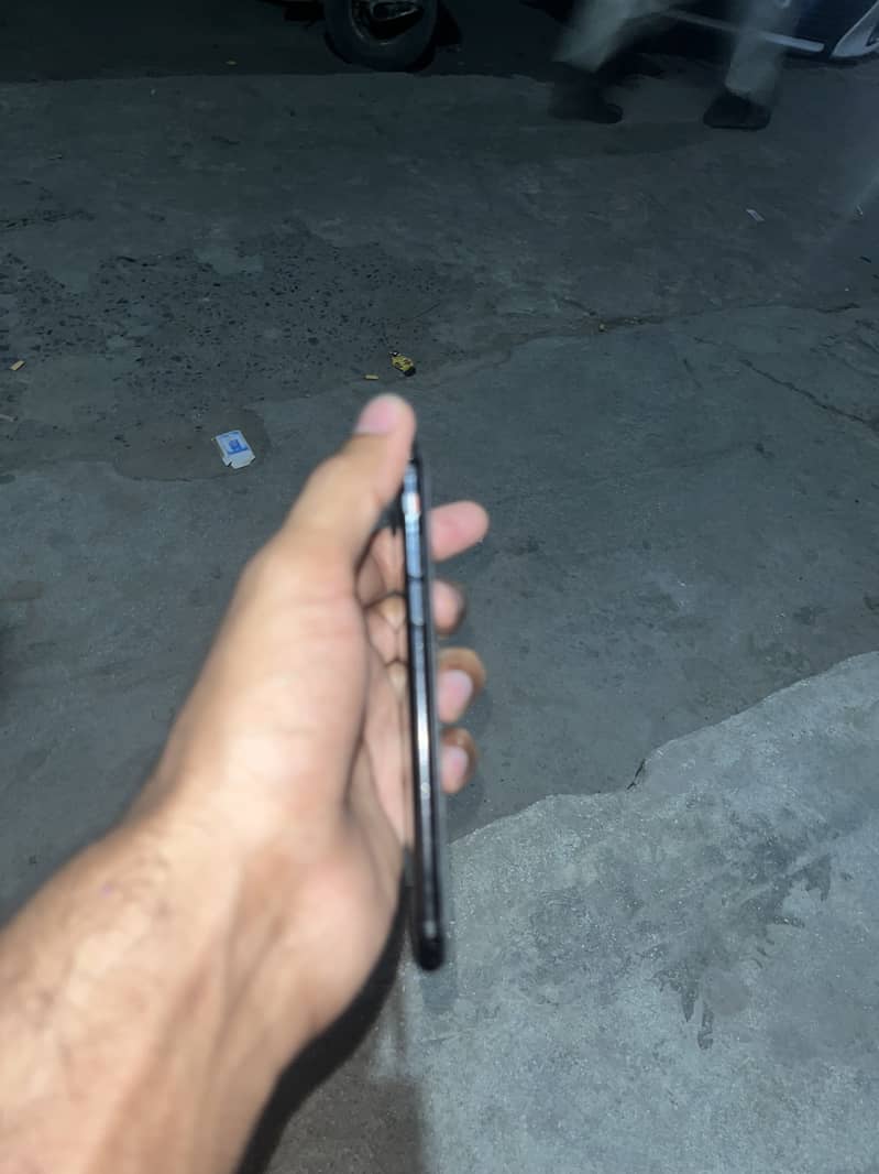 Apple iPhone 7 1