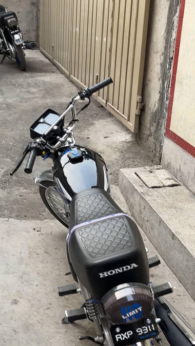 new cg125 for sell|25 model| 1400 driven