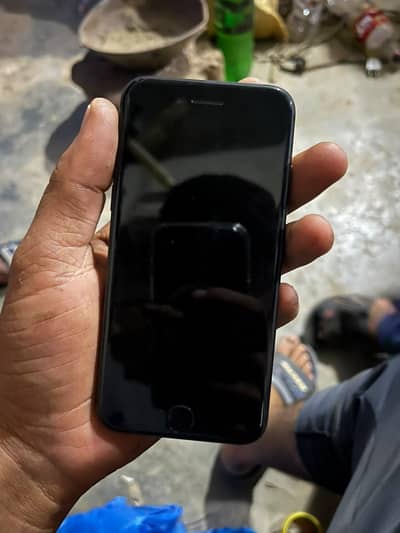 Apple iPhone 8