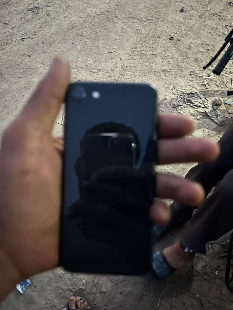 Apple iPhone 8 4