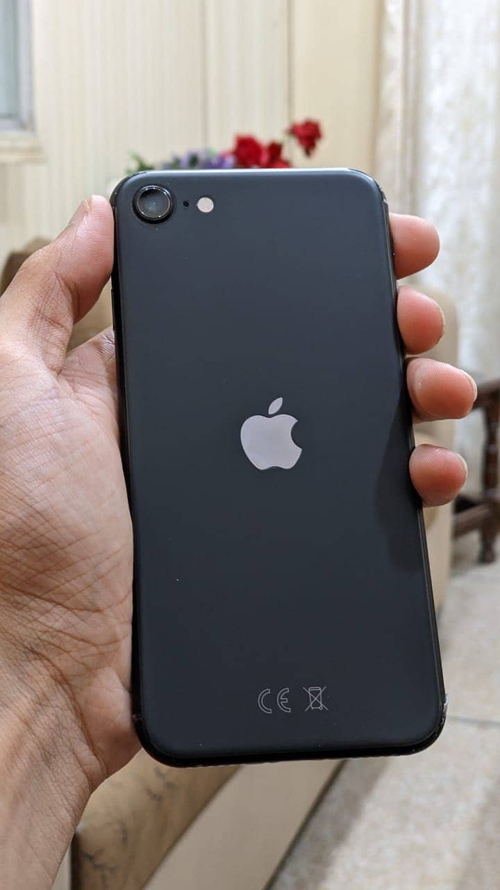 iPhone SE 2nd Generation 0