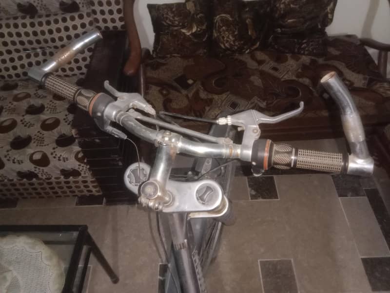 TPT BIKES  CYCLE 3