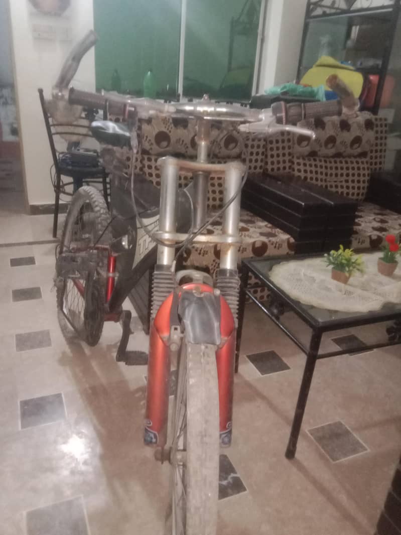 TPT BIKES  CYCLE 4