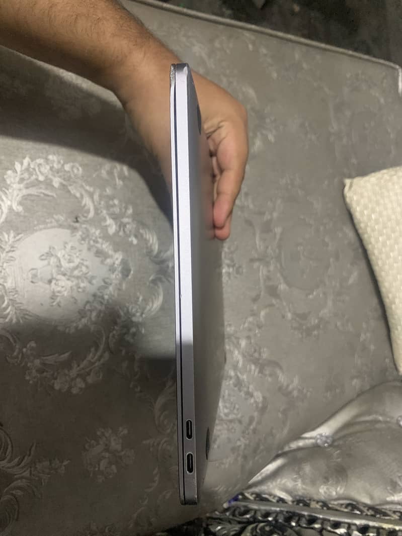 Mac book pro 2017 5