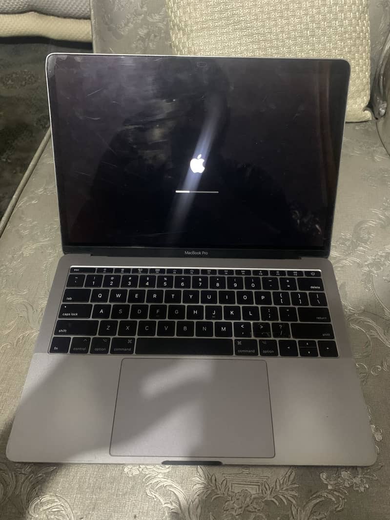 Mac book pro 2017 7