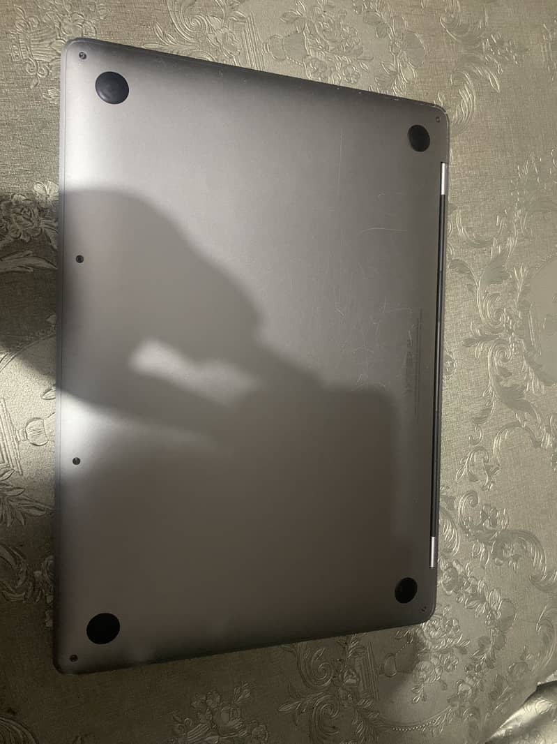Mac book pro 2017 8