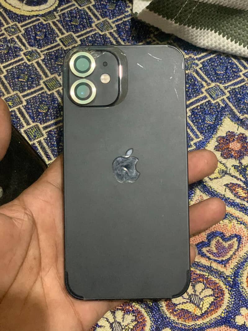 Apple iPhone 12 mini 3