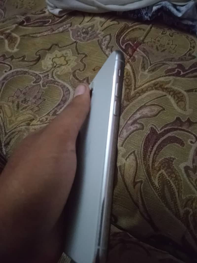 Apple iPhone 11 Pro 5
