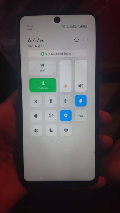 Infinix Smart 8 Pro 4+4+2+ ram 128 gb glas cheng