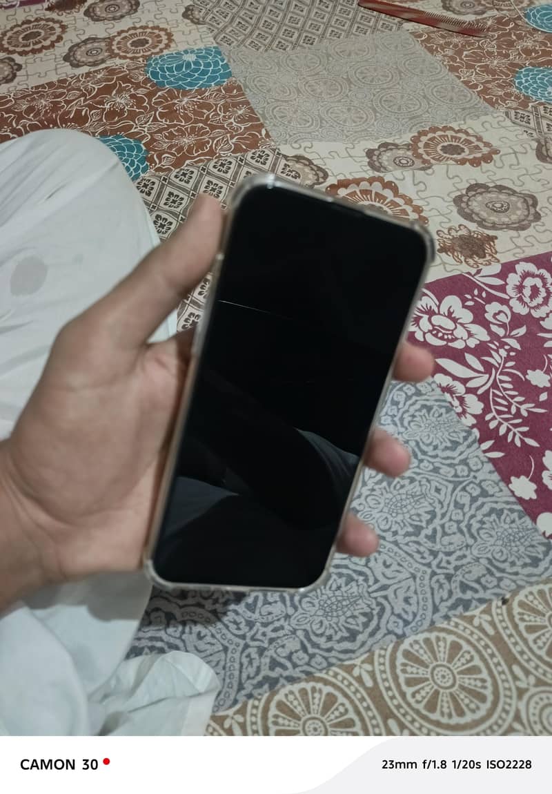 Apple iPhone 14 plus 0