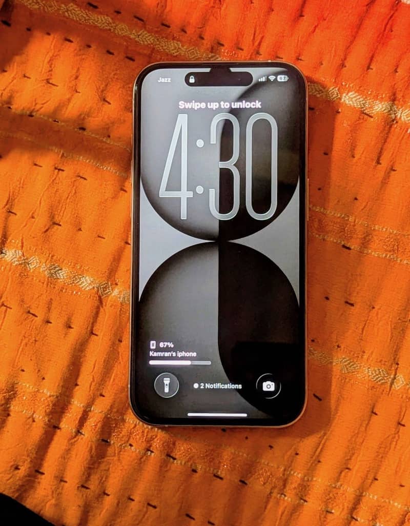 Apple iPhone 15 Pro 3