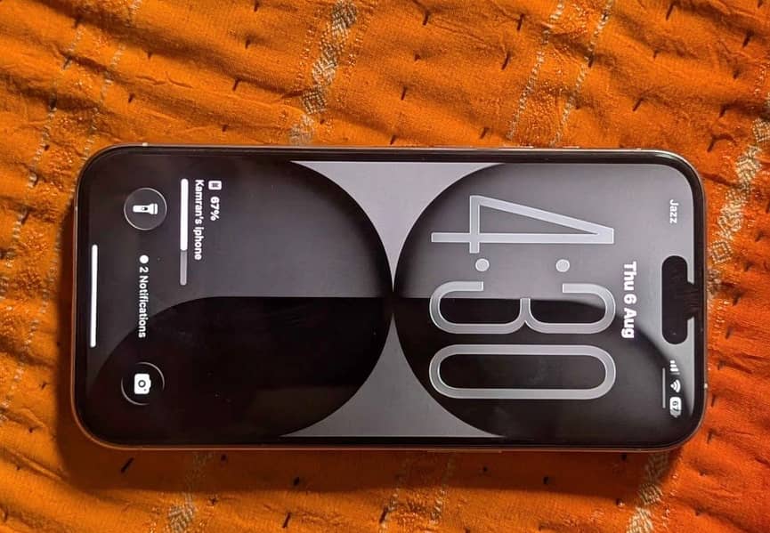 Apple iPhone 15 Pro 4