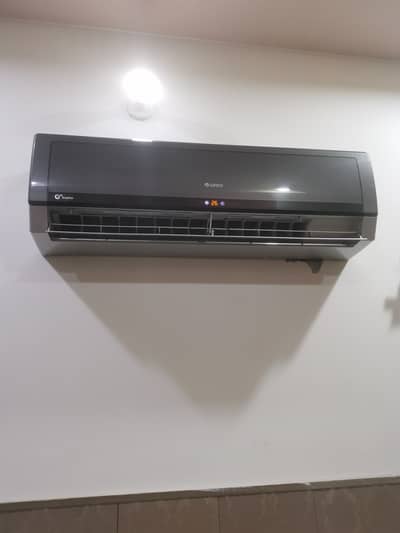 gree ac excelent condition 1.5 ton inverter