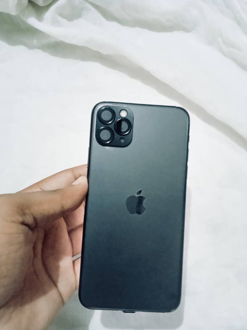 Apple iPhone 11 Pro Max 0