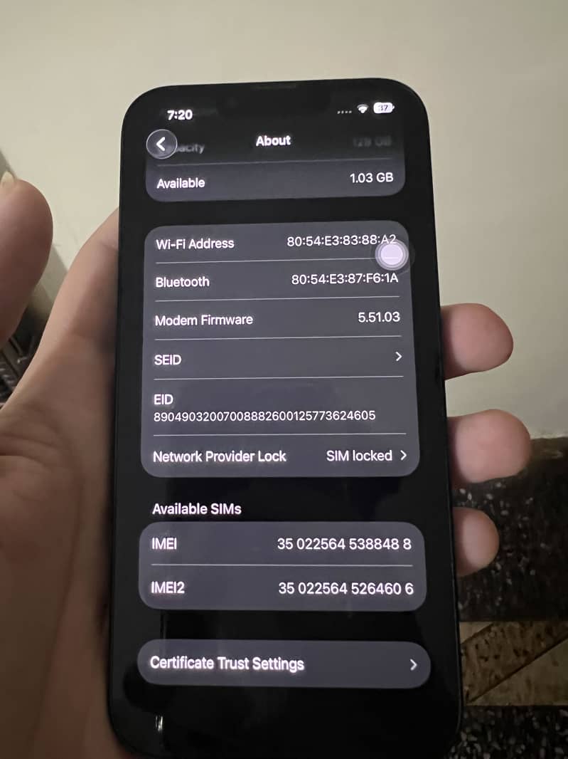 Apple iPhone 13 7