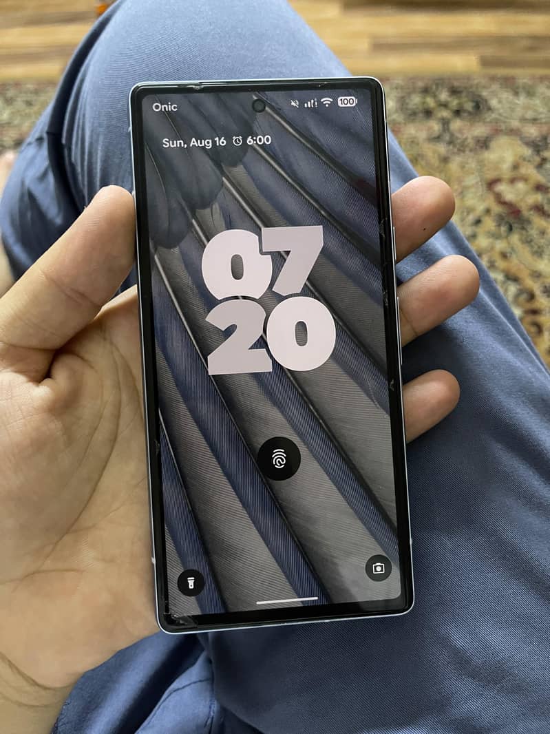 Google Pixel 7a 1