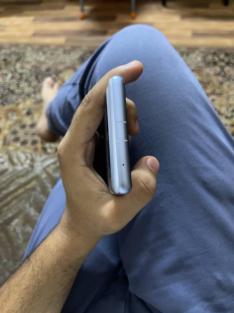 Google Pixel 7a 2
