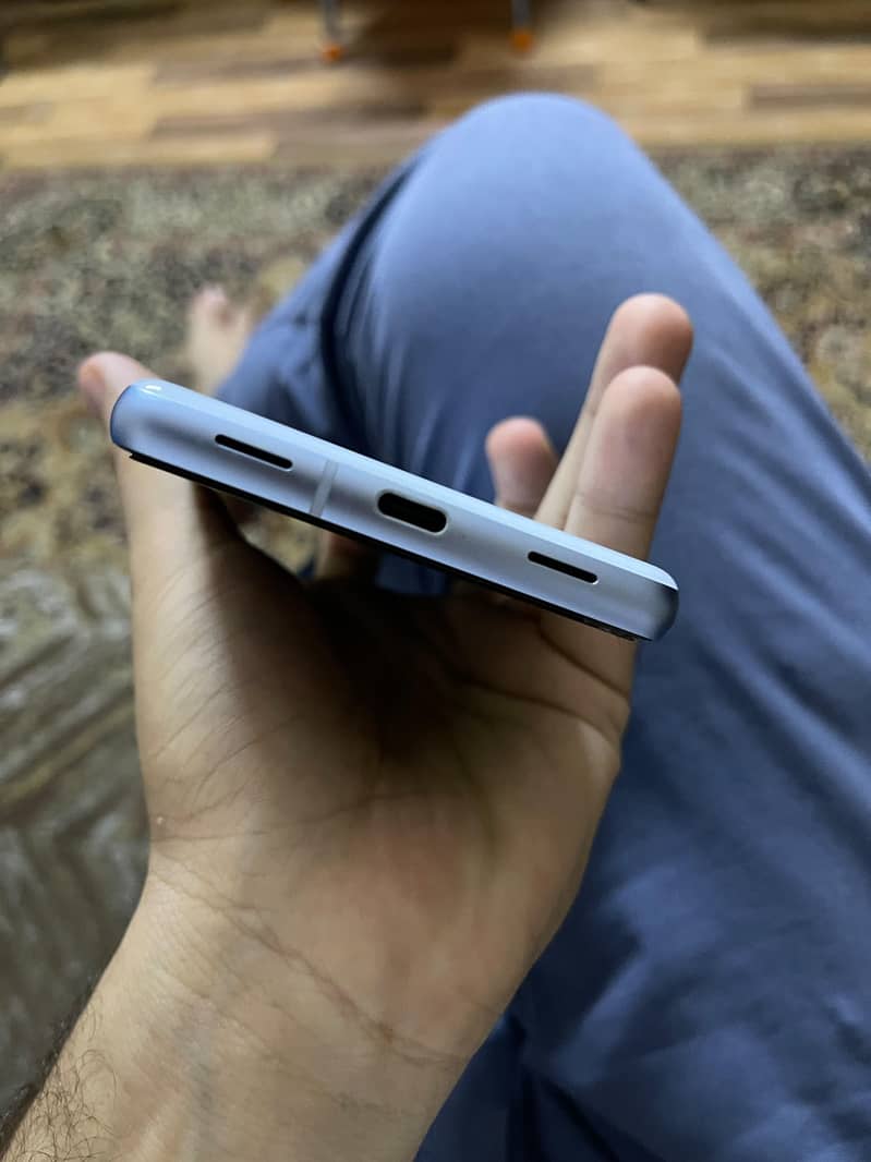 Google Pixel 7a 6