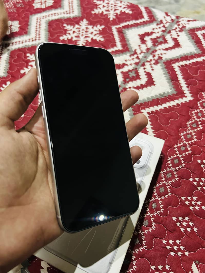 Apple iPhone 17 Pro Max 6
