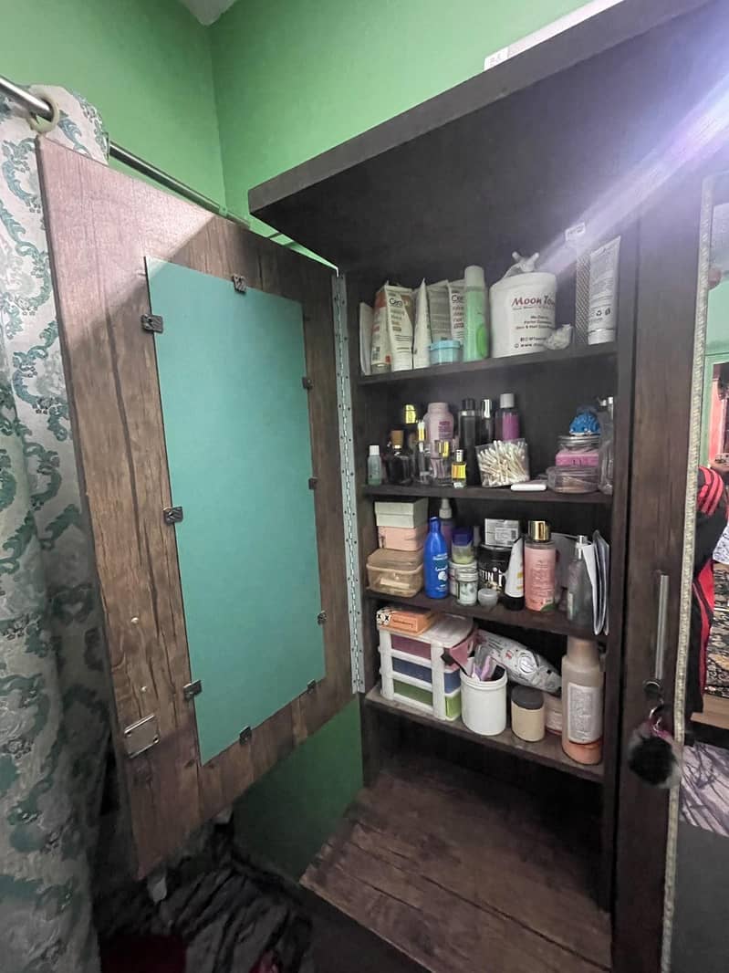 Dressing Cabinet 2