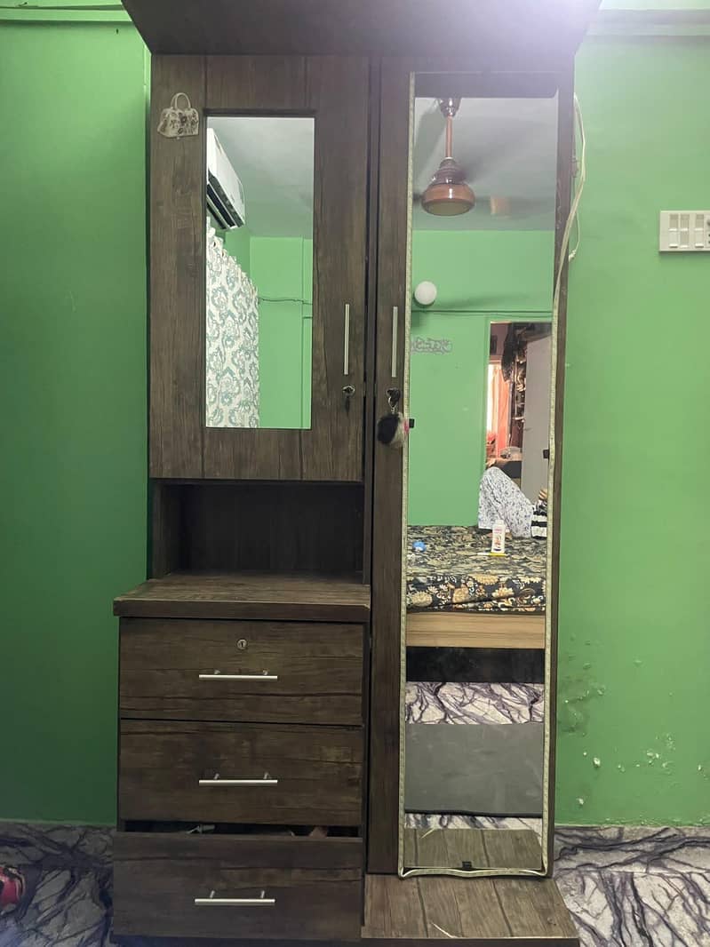 Dressing Cabinet 4