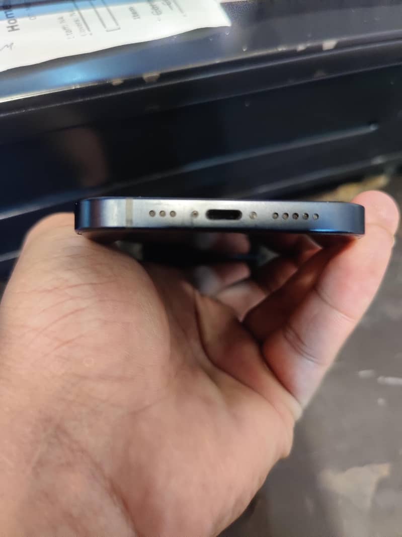 Apple iPhone 12 2