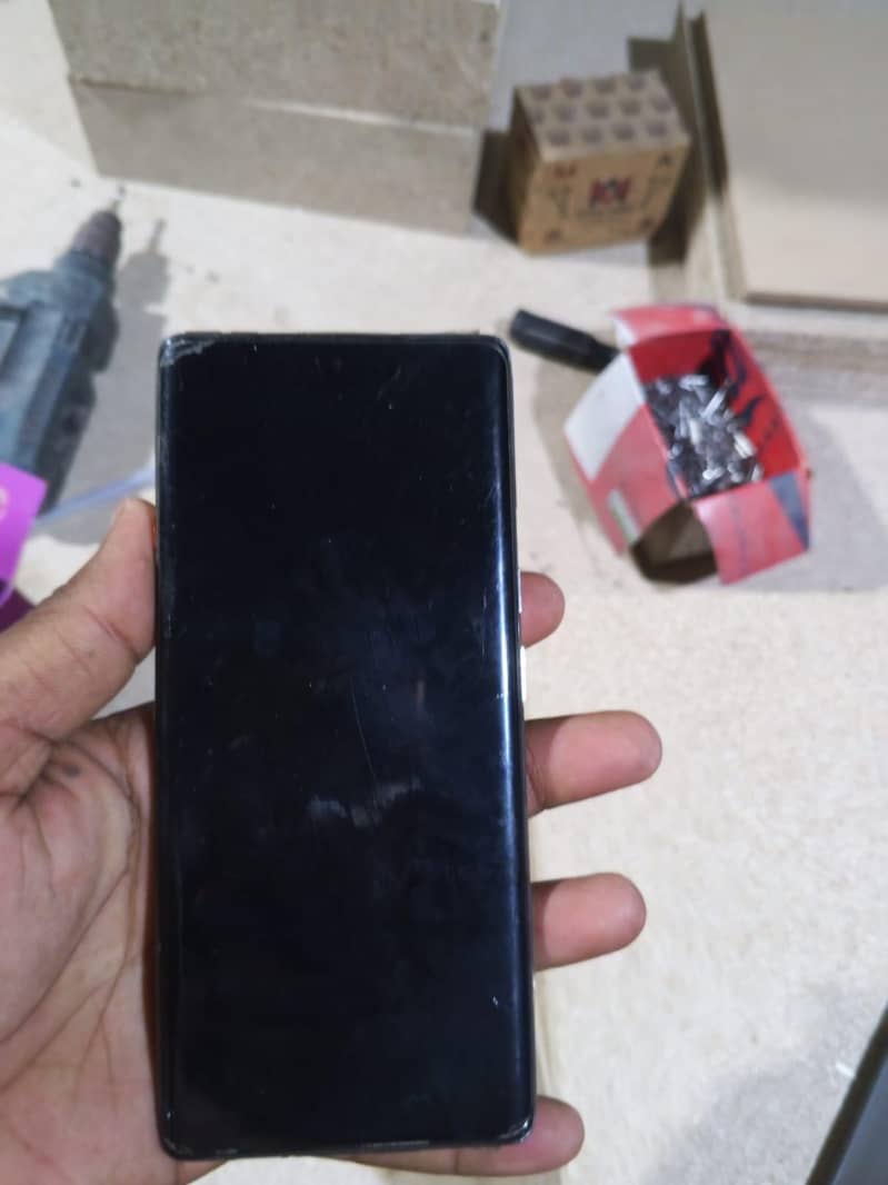 Tecno CAMON 40 Pro 10