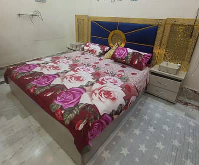 Bed+ wardrobe for sale good condition
