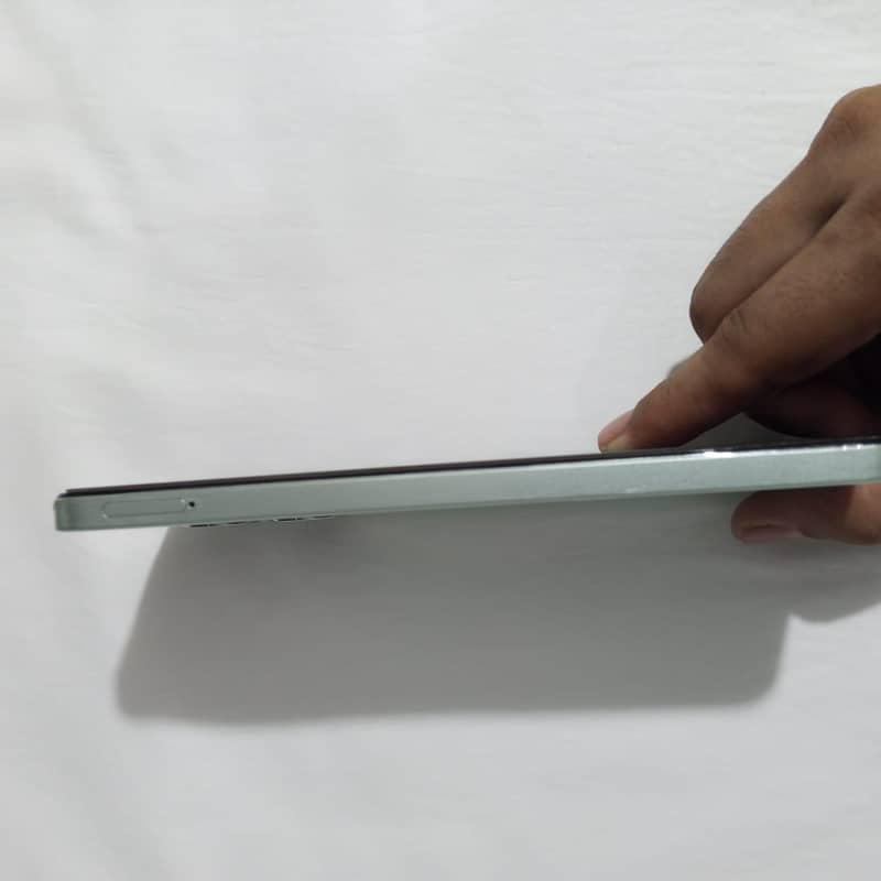 Realme Note 60x 4