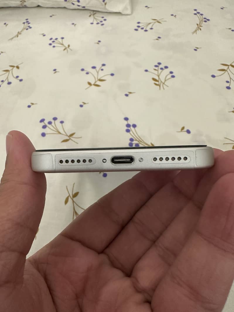 Apple iPhone 17 Pro Max 5