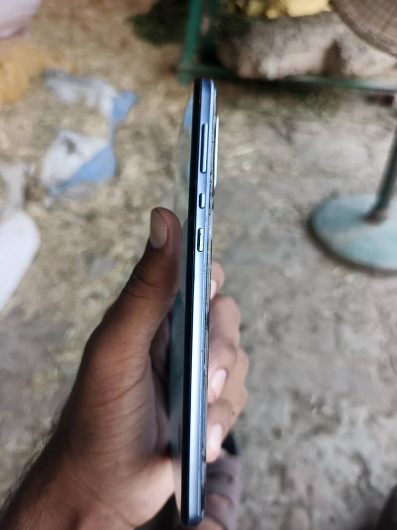 Sharp Aquos Zero 2
