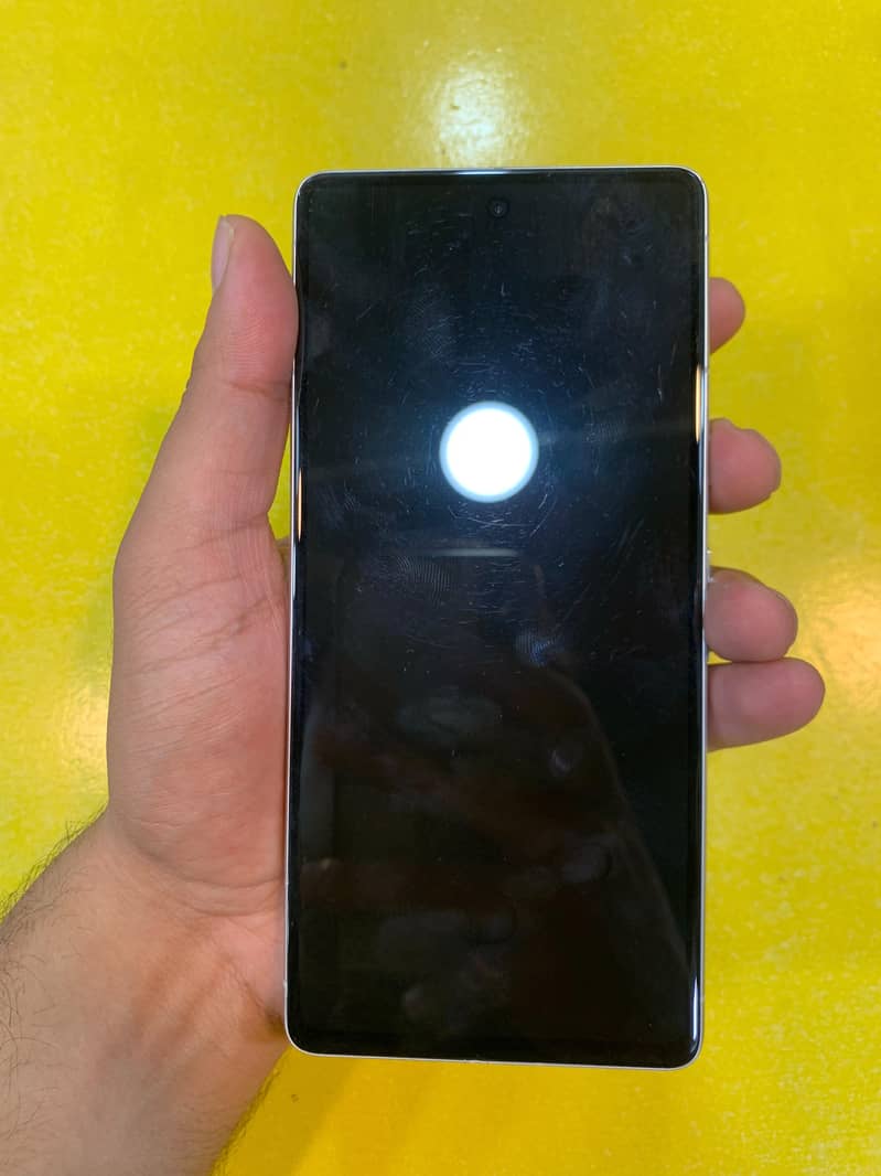 Google Pixel 7 3