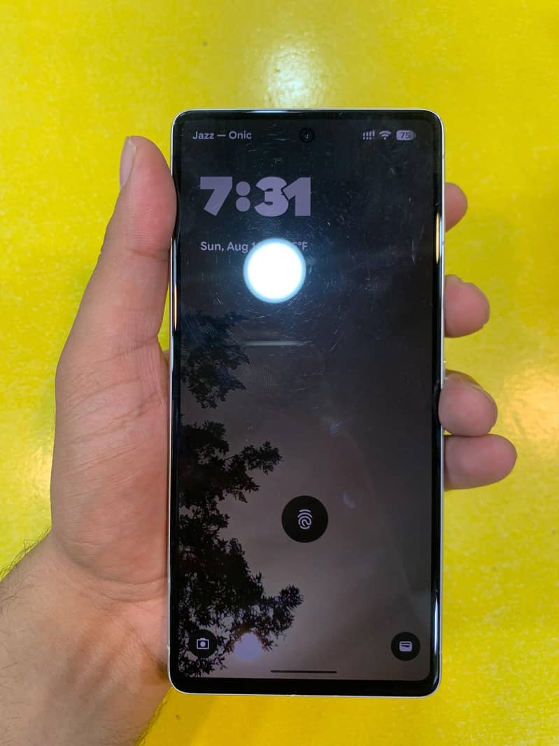Google Pixel 7 4
