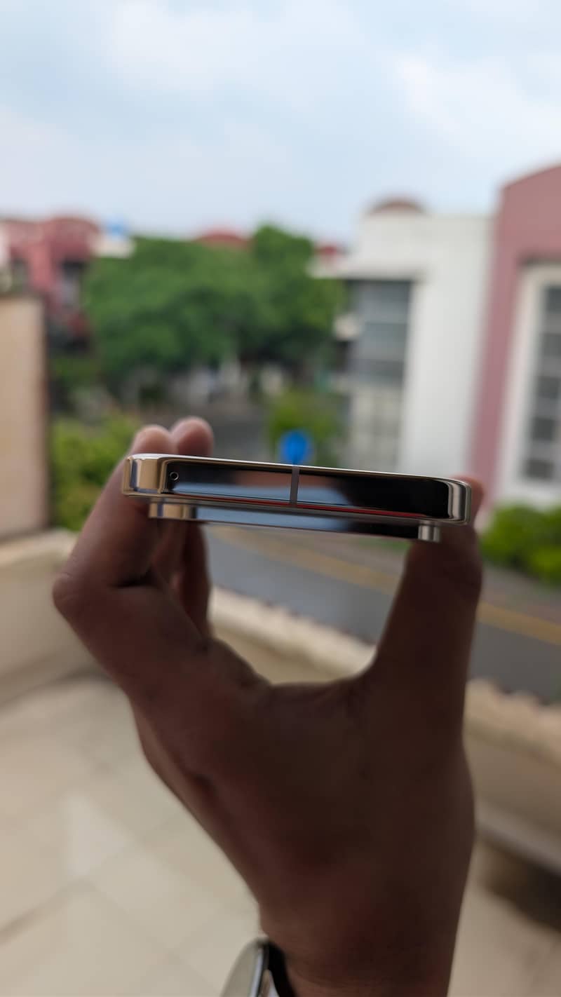 Google Pixel 10 Pro 2