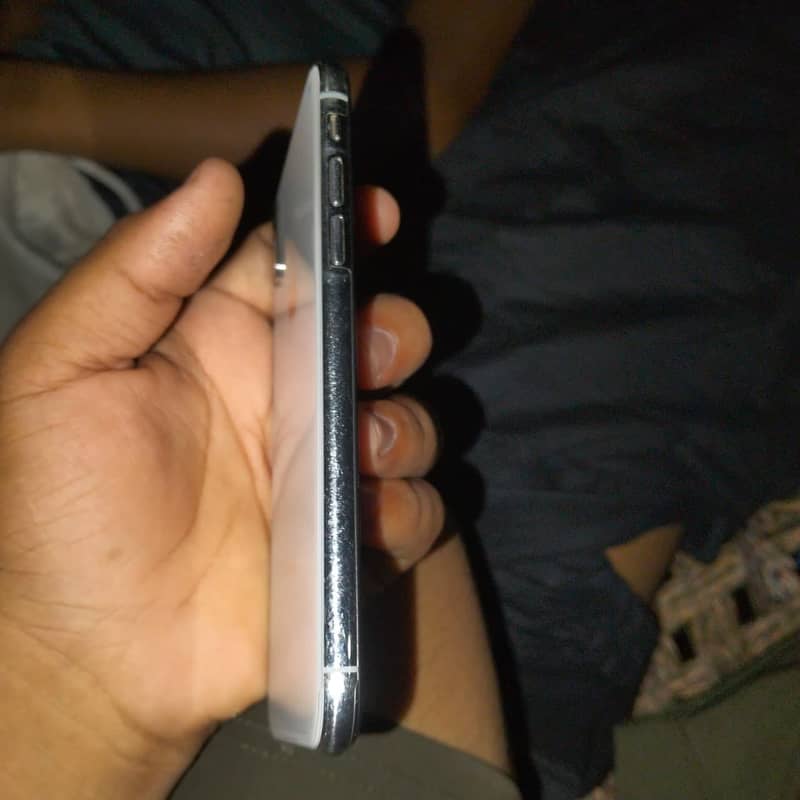 Apple iPhone X 1