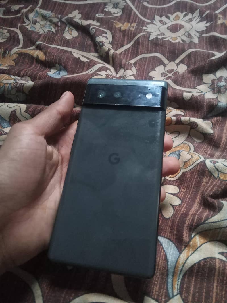 Google Pixel 6 4