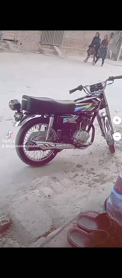 honda 125 for sale exchange available 125 ka shat  koe be modal ho