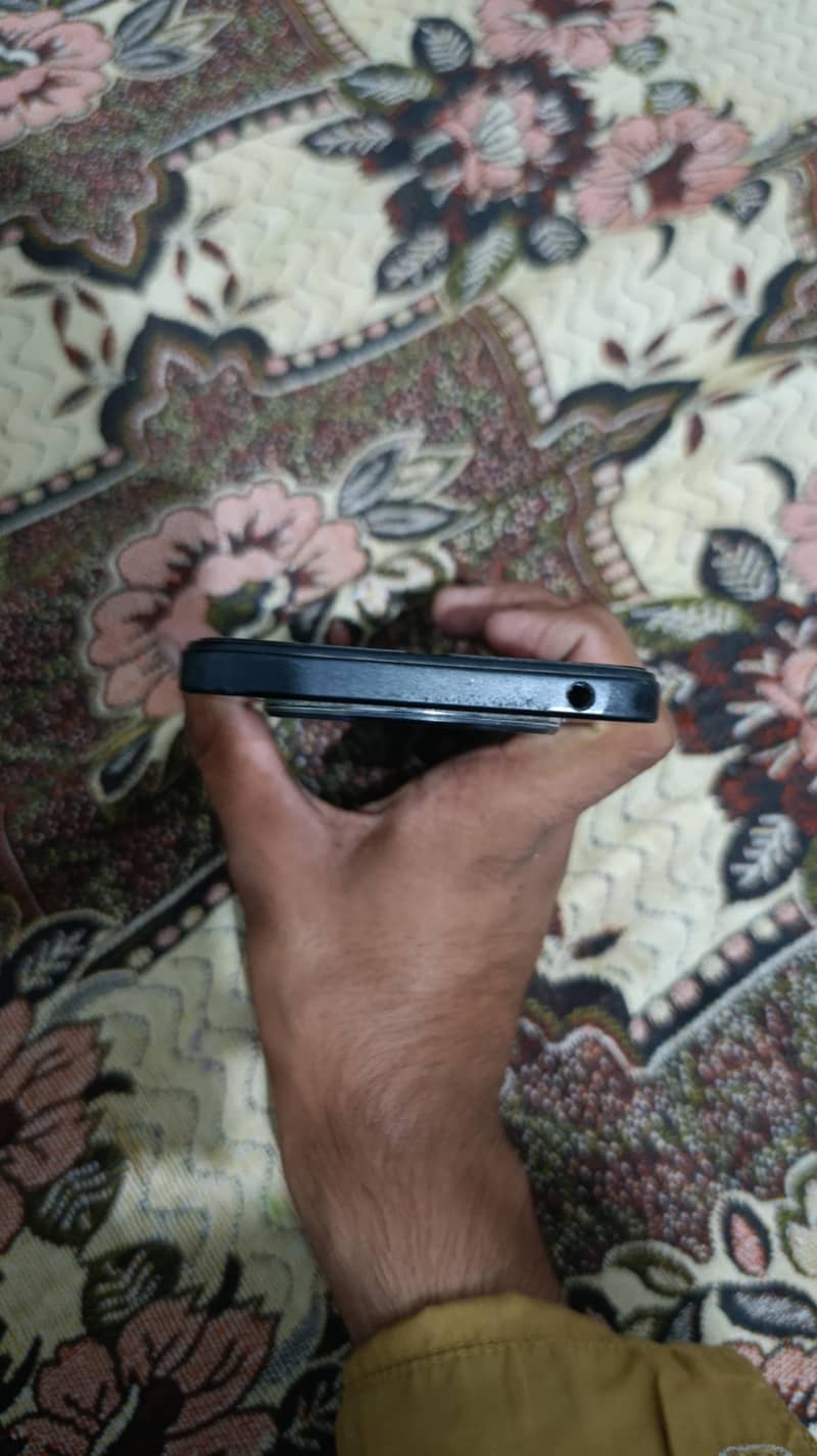 Xiaomi POCO C75 4