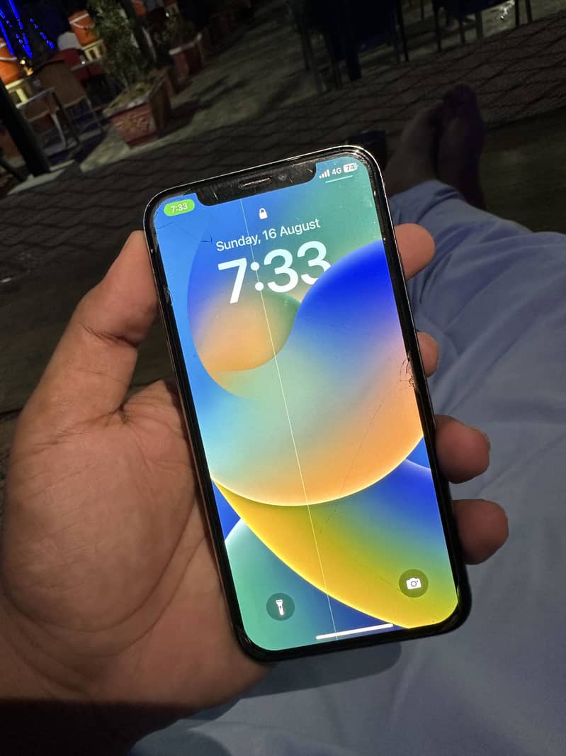 Apple iPhone X 0