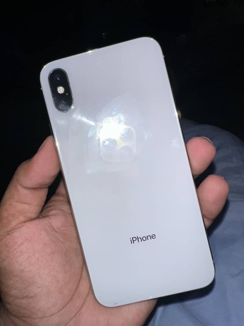 Apple iPhone X 3