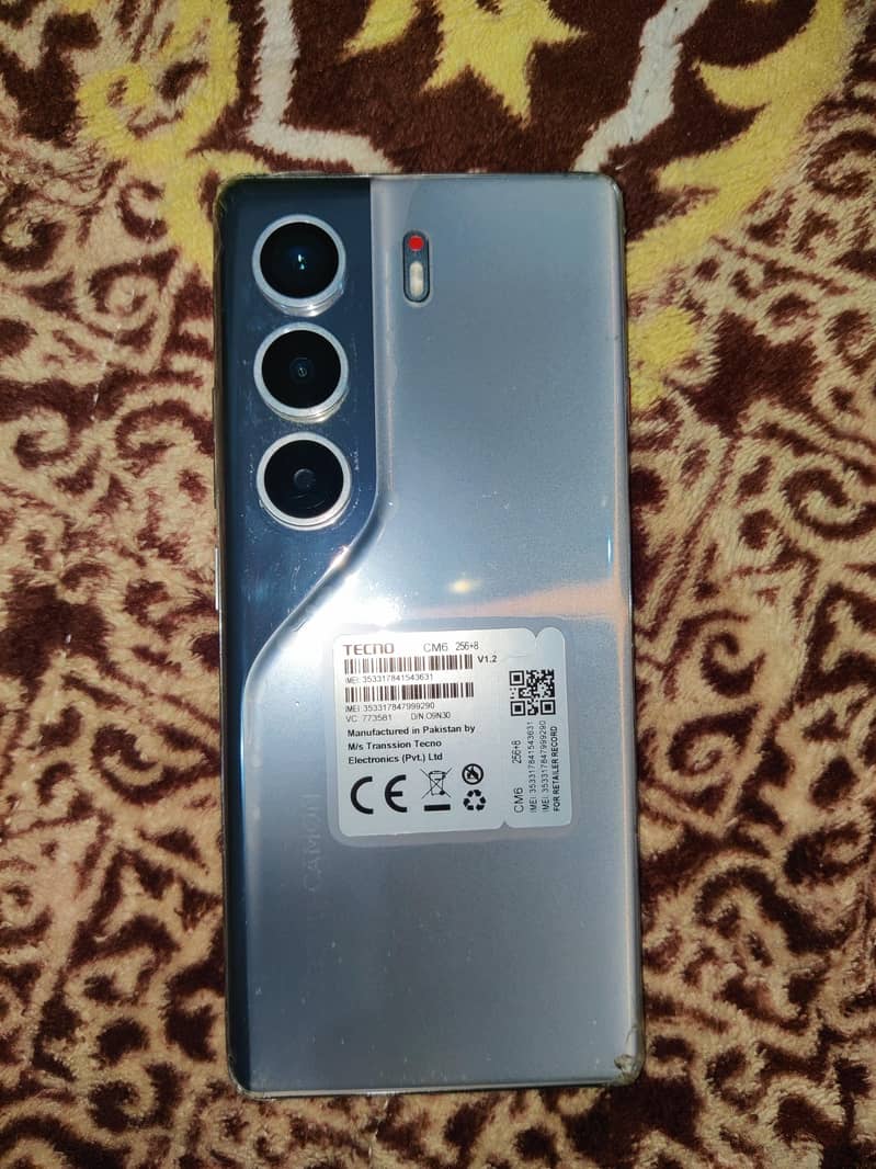 Tecno CAMON 40 Pro 0