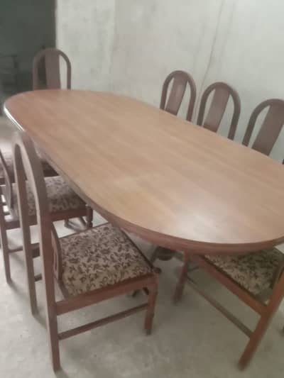 Dinning table or Almari read description