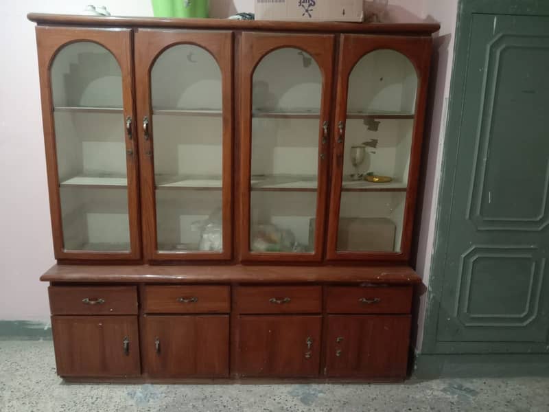 Almari read description 1