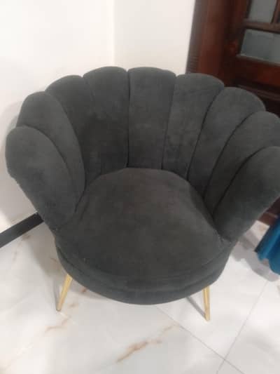 coffee table and chair