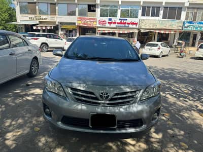 Toyota Corolla Altis 2013