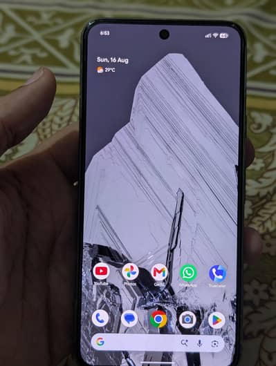 Google Pixel 8 Minor Shade hai