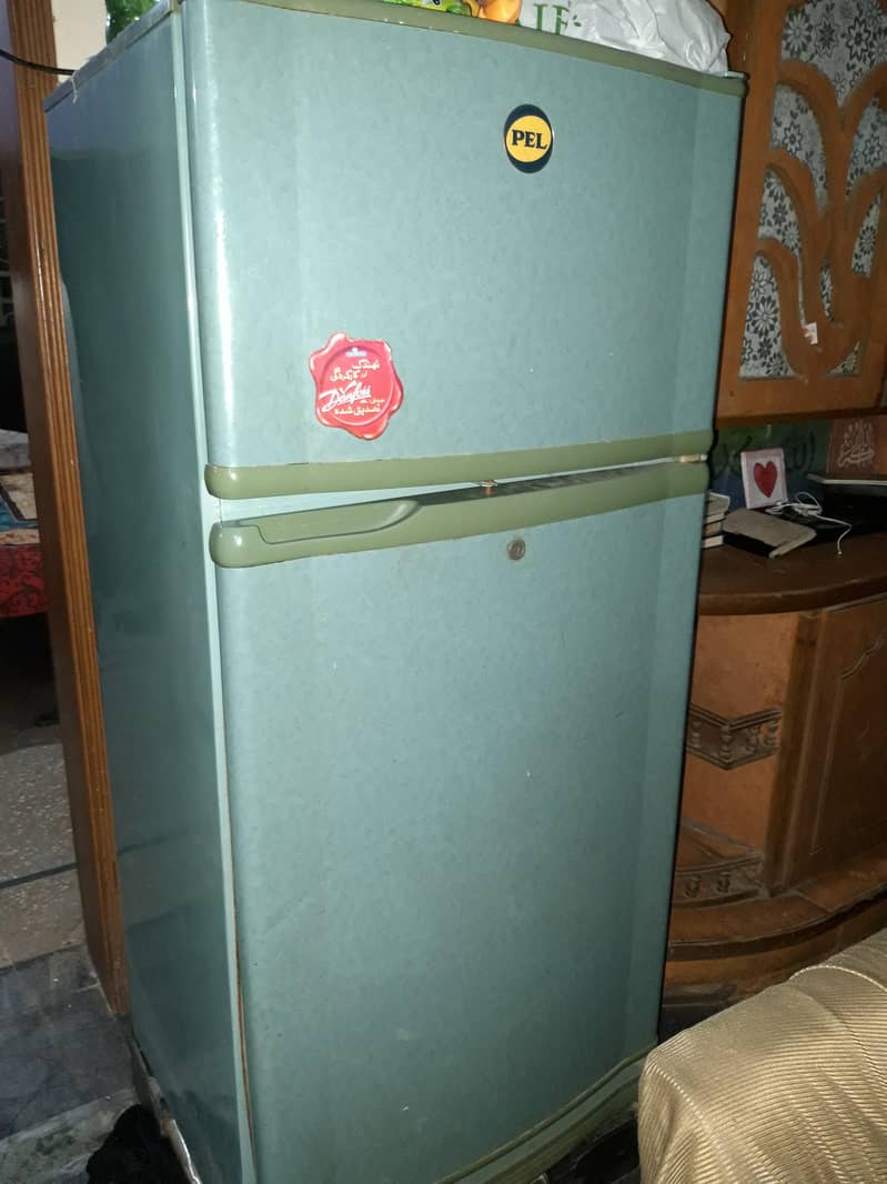 Refrigerator 0