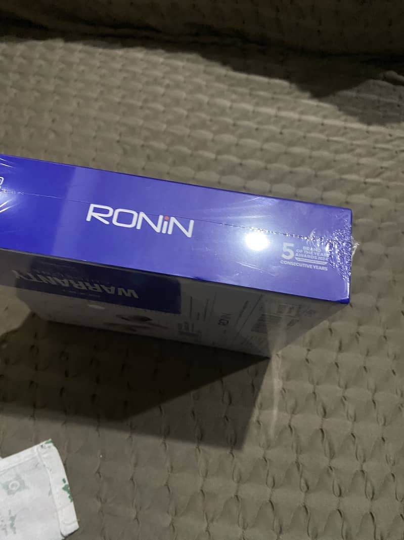 Ronin Pebble Model: 7130 4