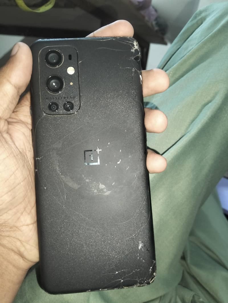 One Plus 9 Pro 0
