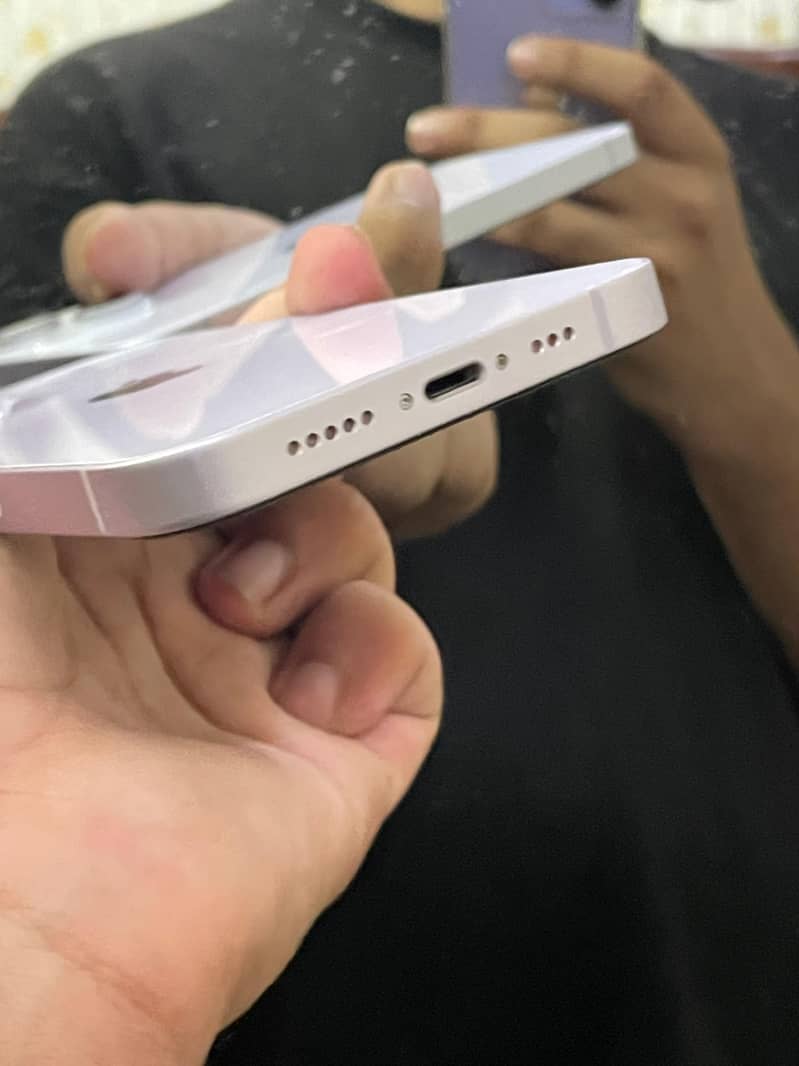 Apple iPhone 14 2